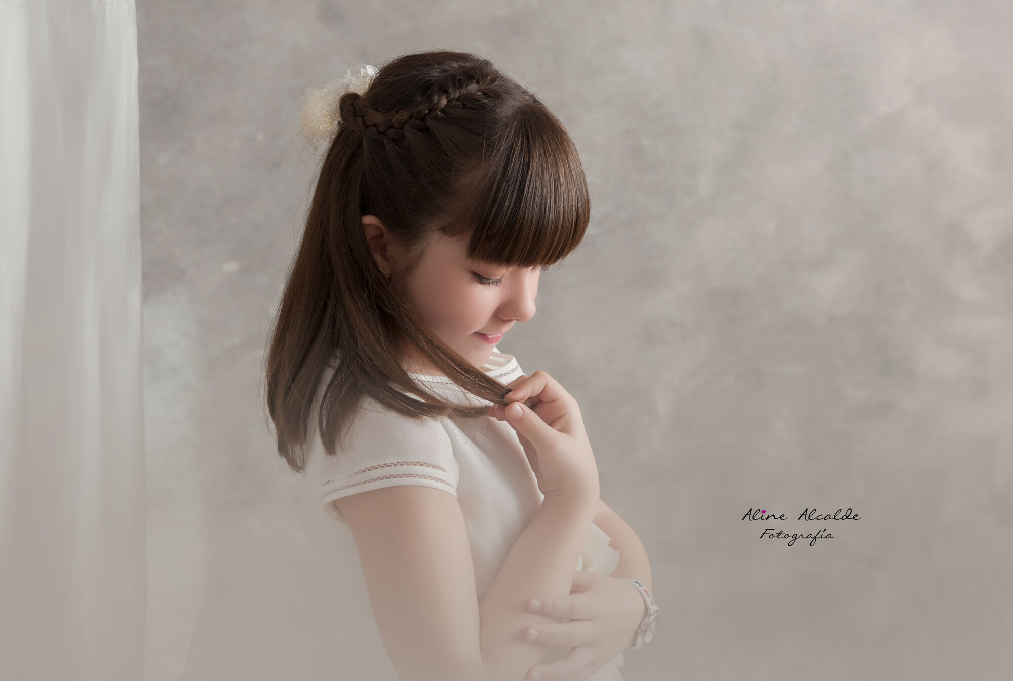 Aline Alcalde Fotografía - foto-grafo-comunion-en-estudio-fotografi-a-arti-stica-de-comunio-n-madrid-collado-villalba-7.jpg