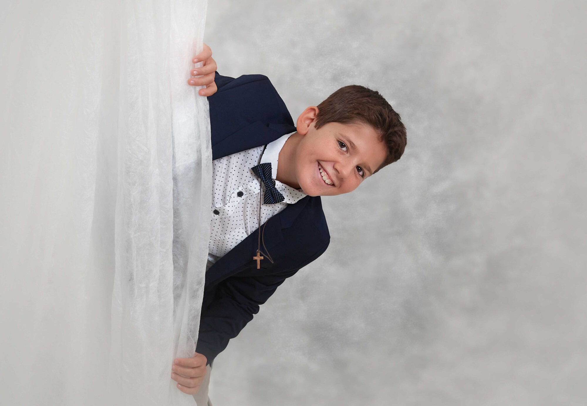 Aline Alcalde Fotografía - foto-grafo-comunion-en-estudio-madrid-diferente-collado-villalba-4.jpg