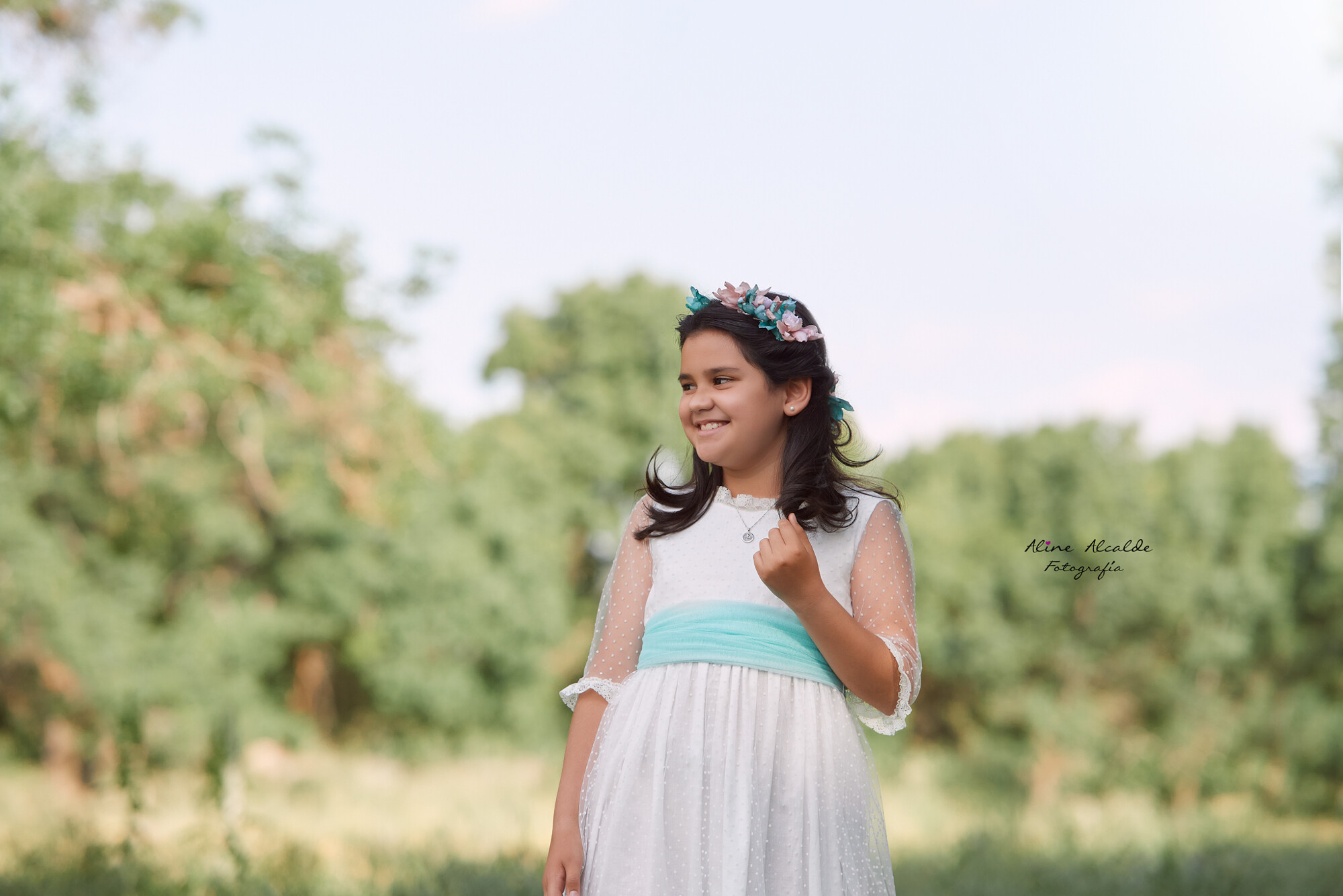 Aline Alcalde fotografía - ninasujetandopelo.jpg