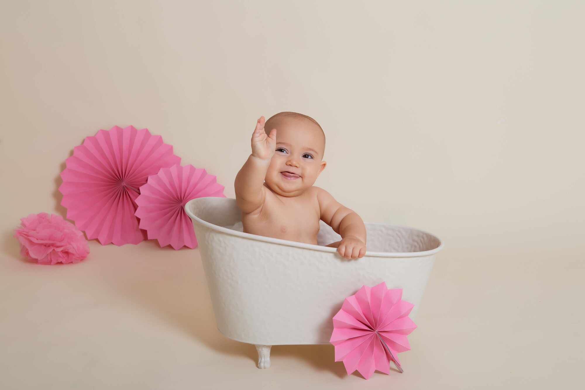 Aline Alcalde Fotografía - sreportaje-bebe-en-banera1.jpg
