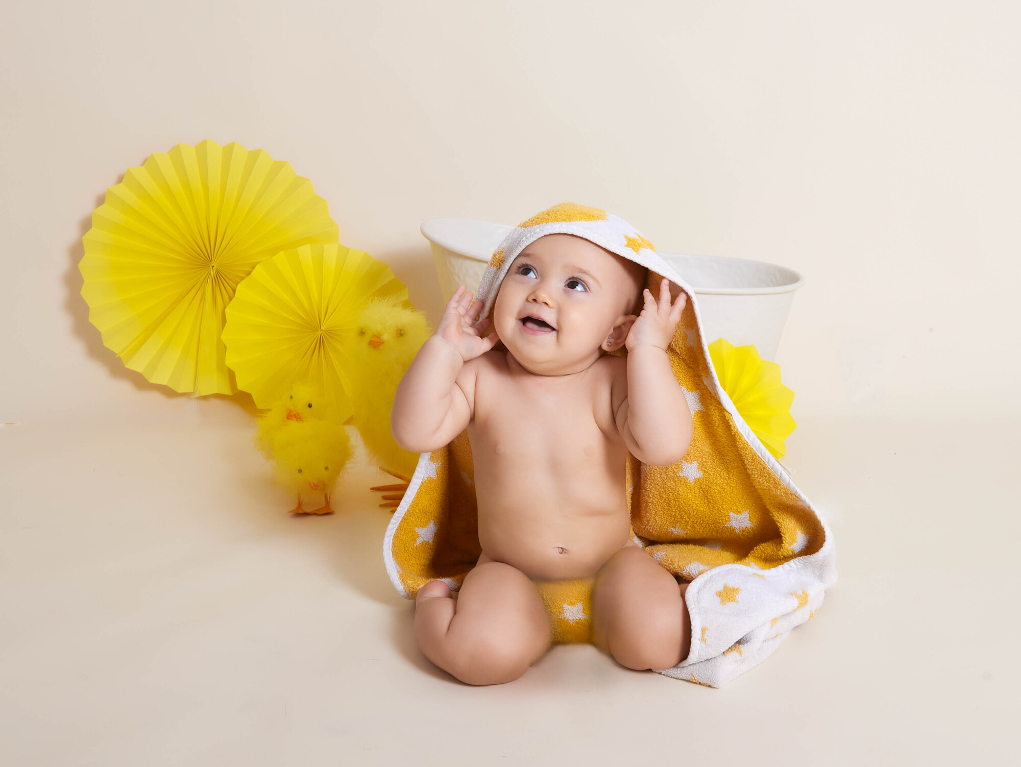 Aline Alcalde Fotografía - sreportaje-bebe-en-banera3.jpg